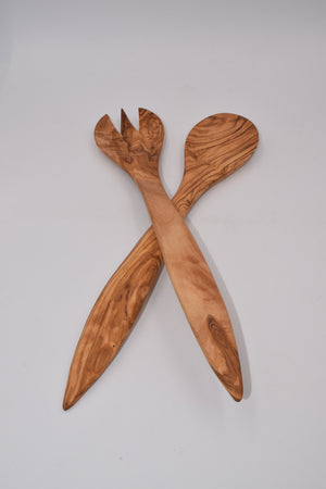 Shaped cutlery in olive wood